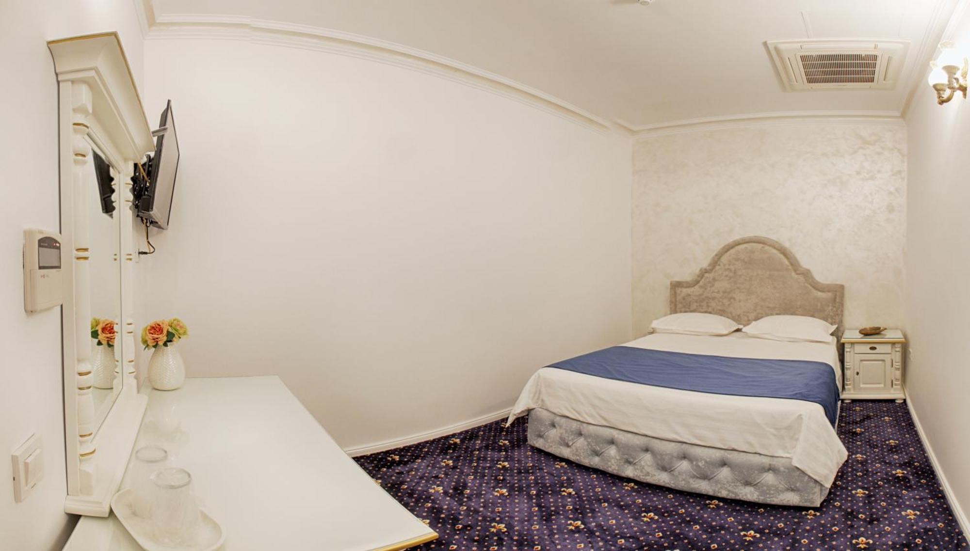 Hotel Central 슬로보지아 객실 사진
